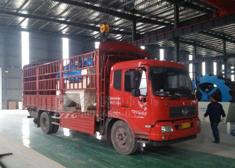 ����Ȫ��LZ300��(x��)ɳ���ՙC(j��)�l(f��)؛�D